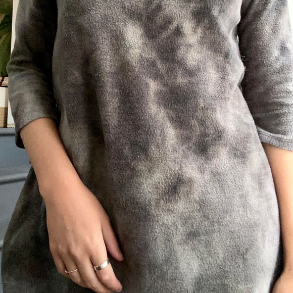 CHERISH APPAREL - LONG TUNIC SWEATER - Picture 2 of 2